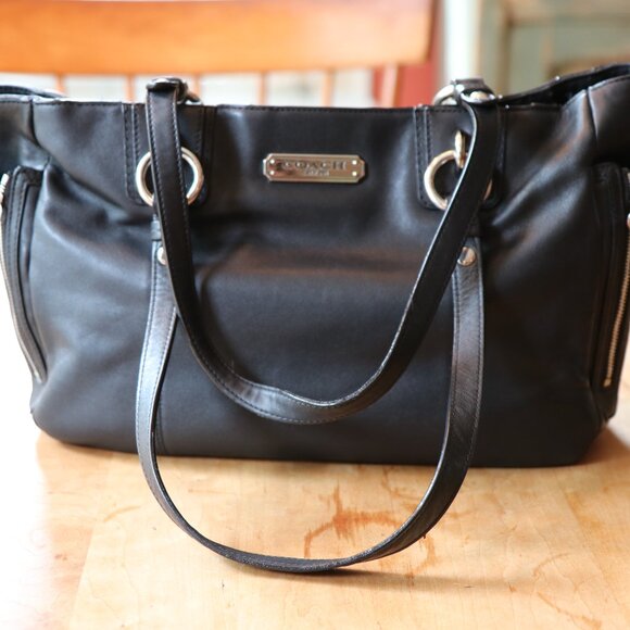 Coach Vintage PreLoved Shoulder Bag Black - Picture 3 of 10